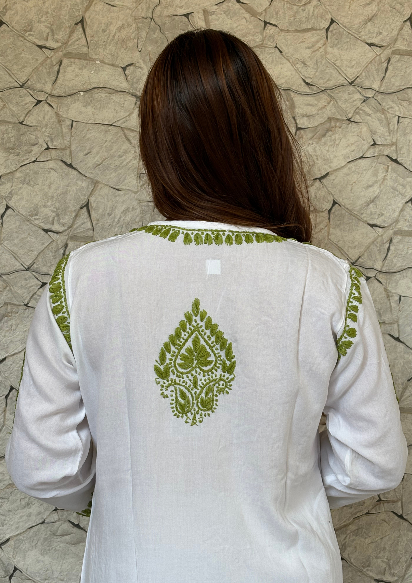 Handcrafted Rayon White Kurta With Contrast Threads