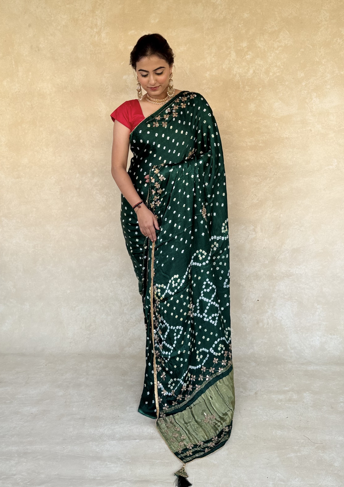 Modal Gajji Bandhani Saree With Handcrafted Cutdhana Work-Green