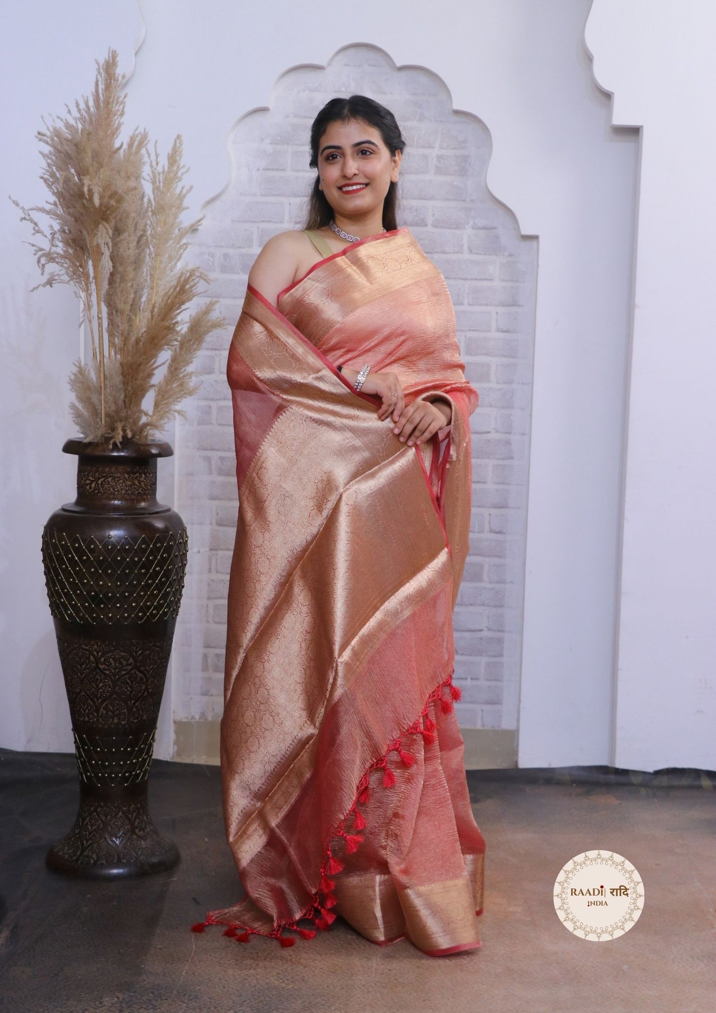 Crushed Tissue Saree With Zari and Banarasi Border