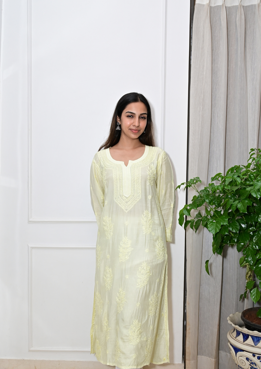 Muslin Lucknowi Kurta With Intricate Thread Work- Light Yellow