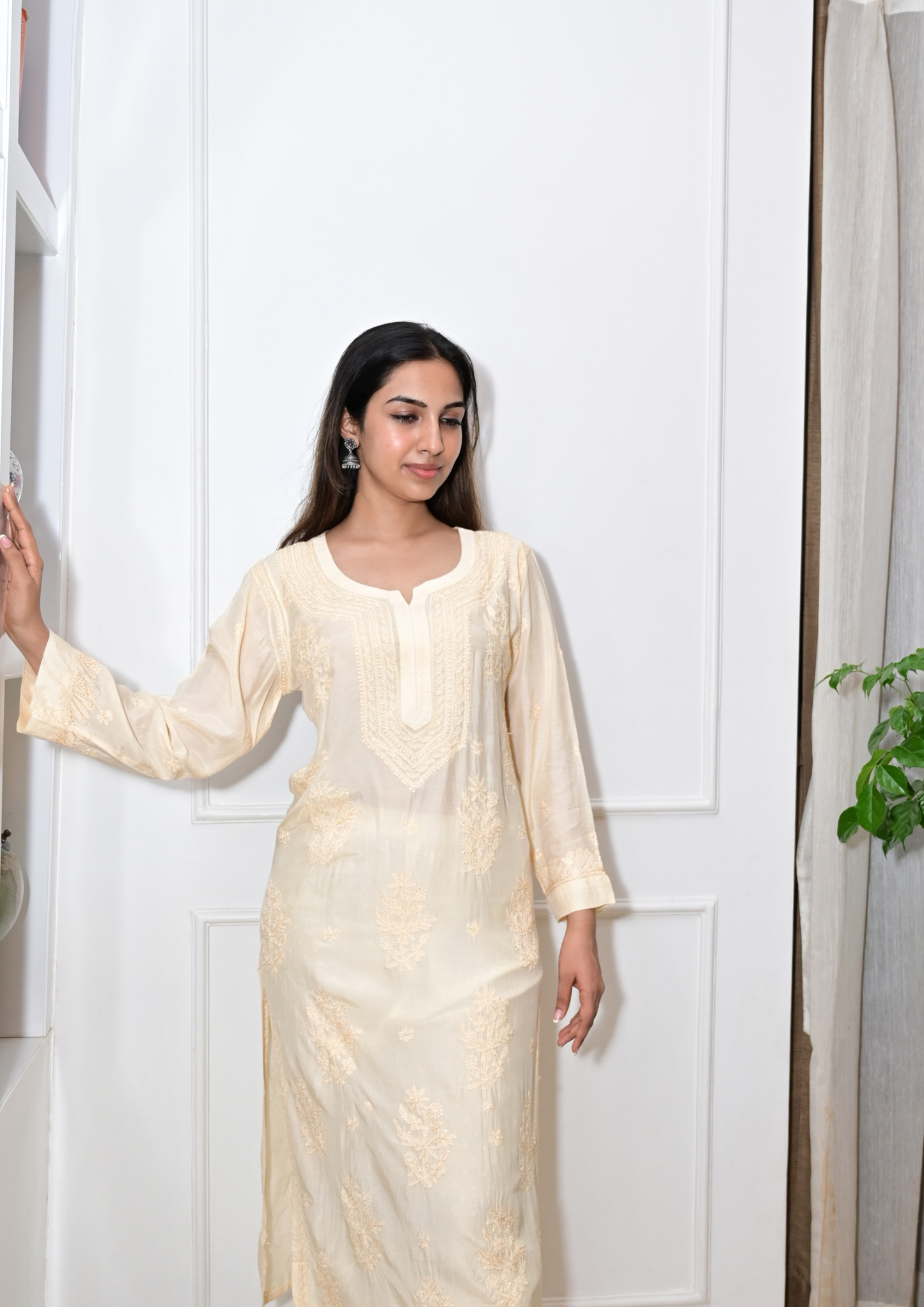 Muslin Lucknowi Kurta With Intricate Thread Work- Beige