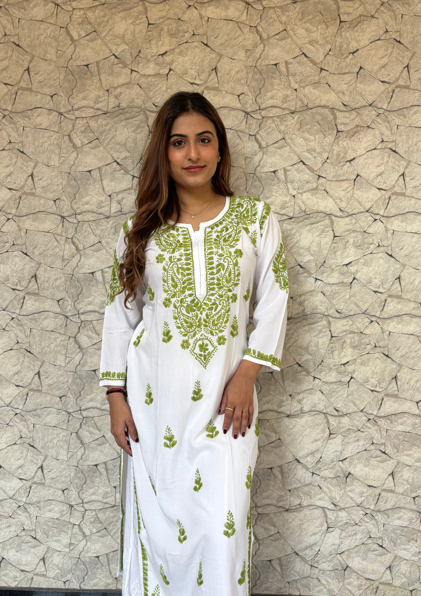 Handcrafted Rayon White Kurta With Contrast Threads