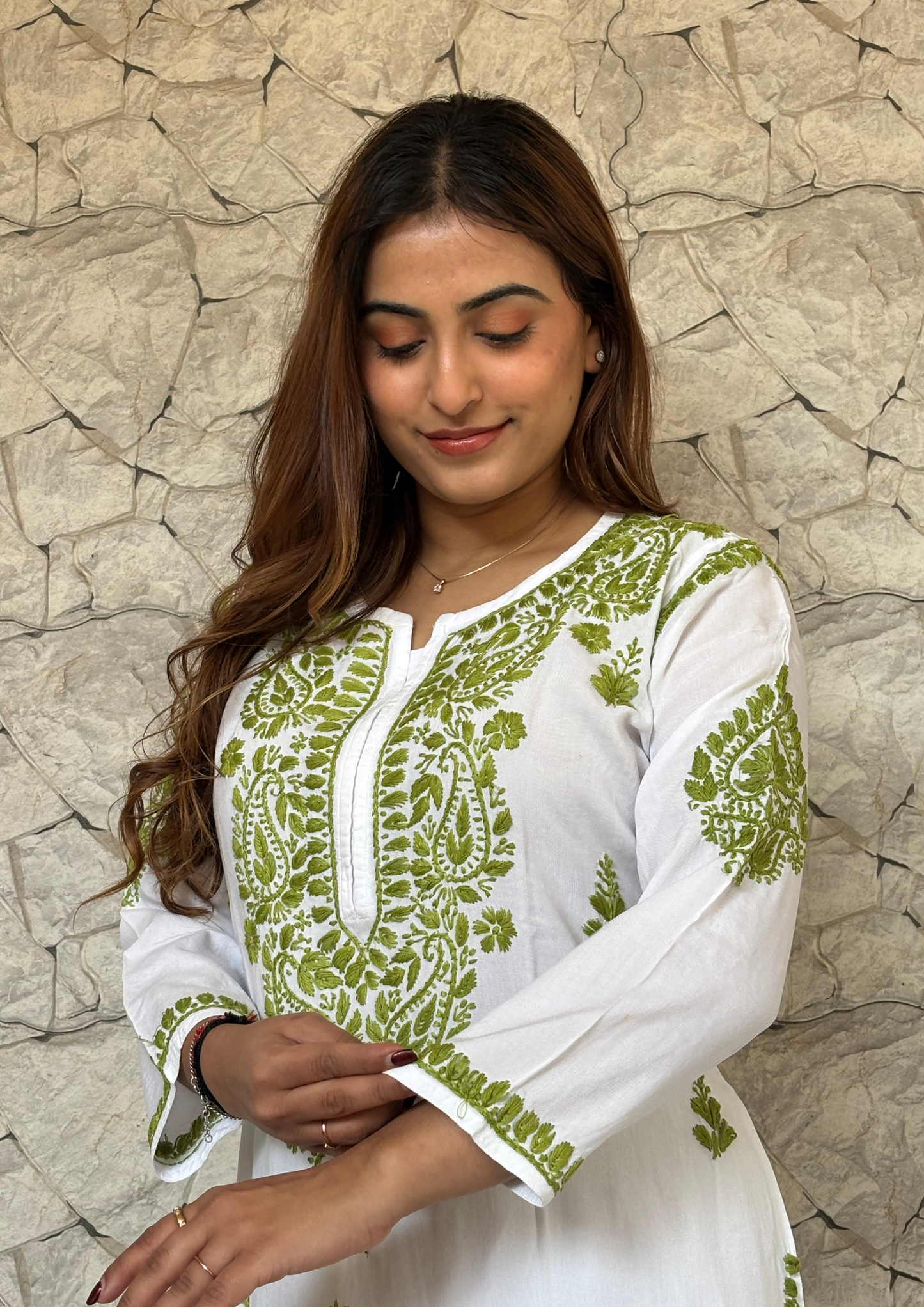 Handcrafted Rayon White Kurta With Contrast Threads
