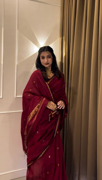 Handloom Maheshwari Cotton Silk Saree with Zari Border