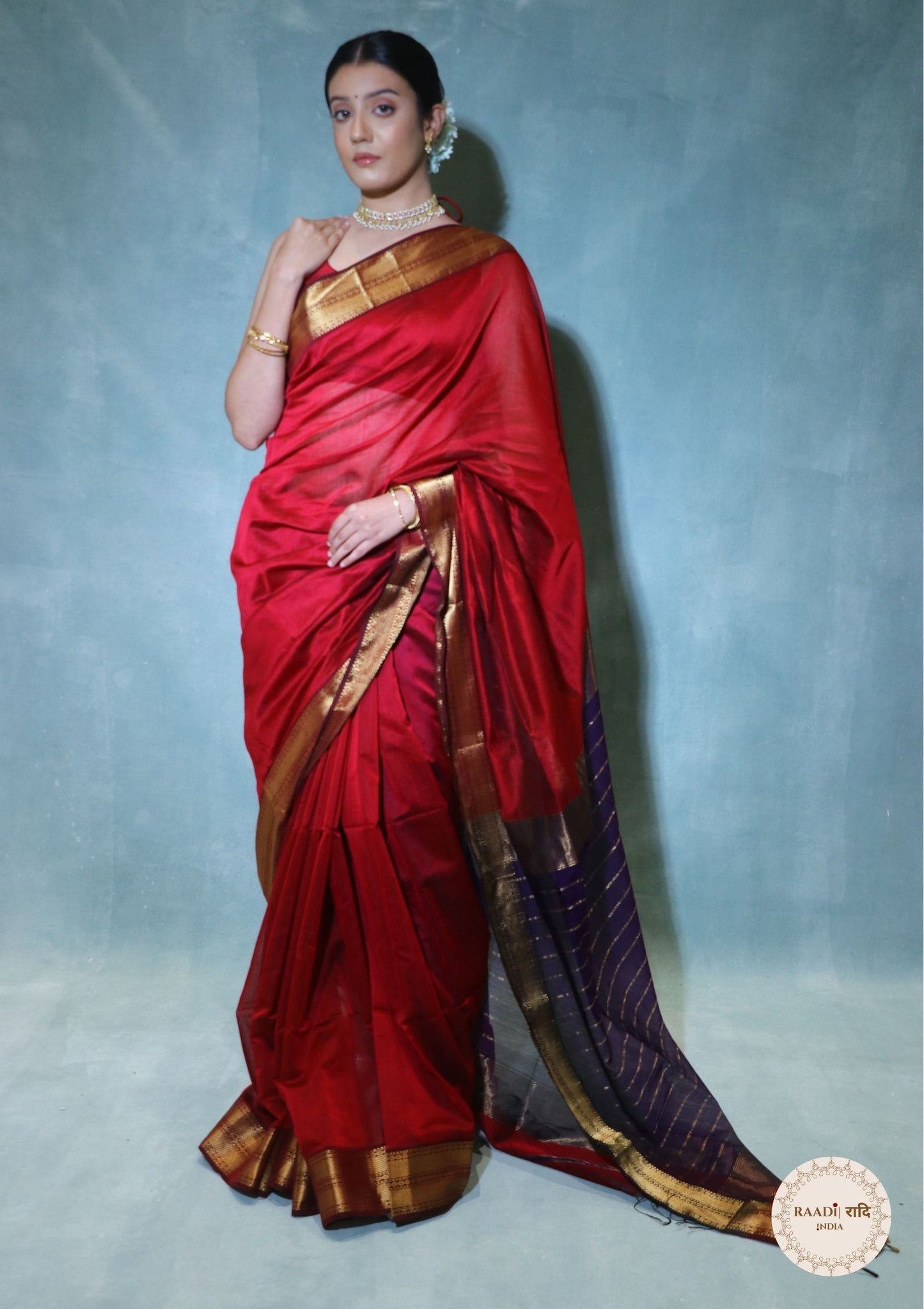 Handloom Maheshwari Cotton Silk Saree with Zari Border