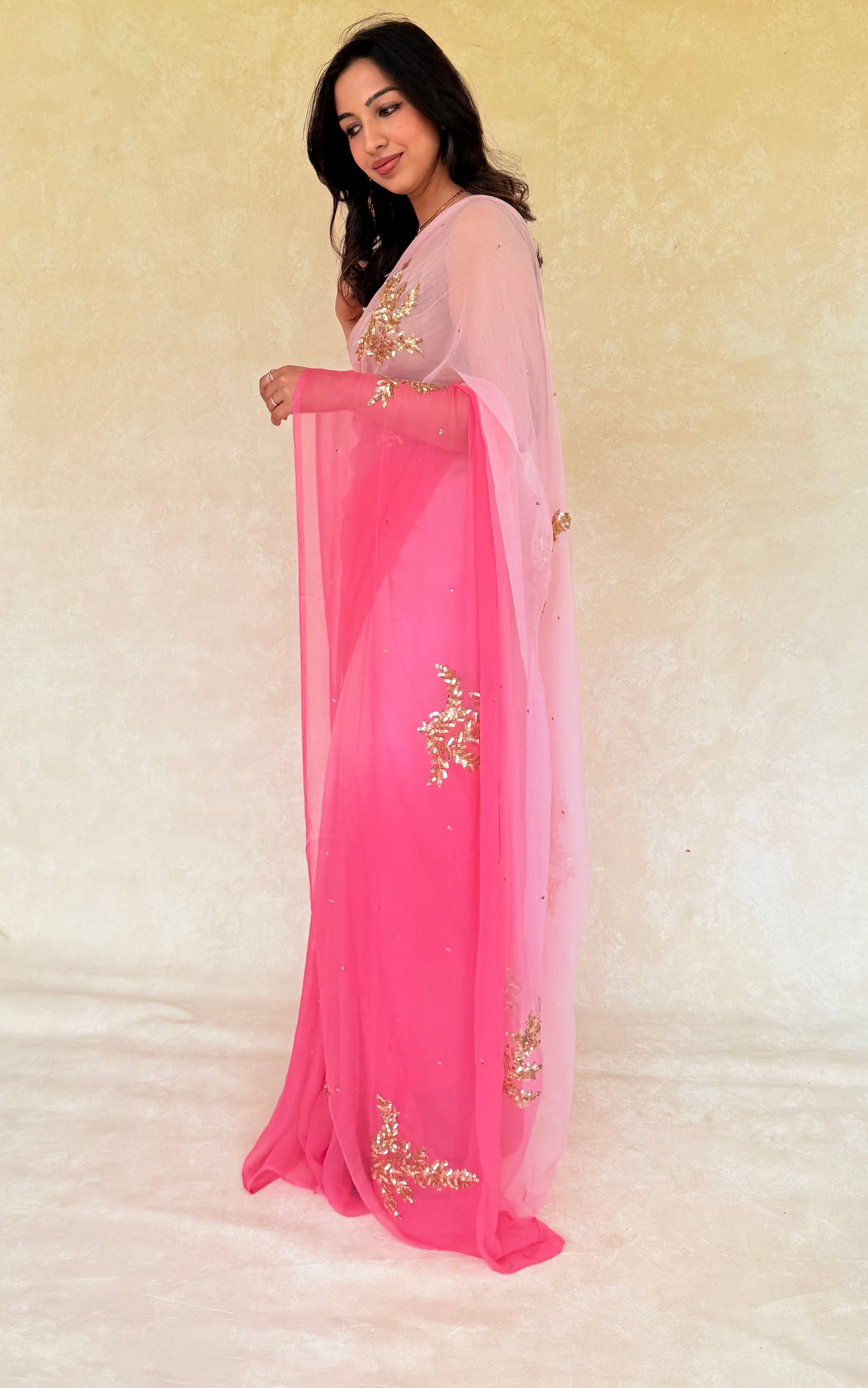 Handcrafted Ombre Rajputi Pure Chiffon Saree, Made in Jaipur-Peach Pink